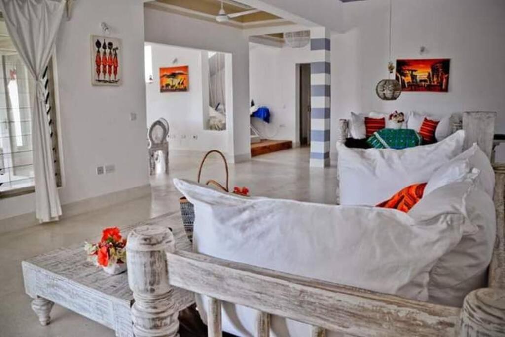 White Villa - Paparemo Beach Watamu Exteriér fotografie